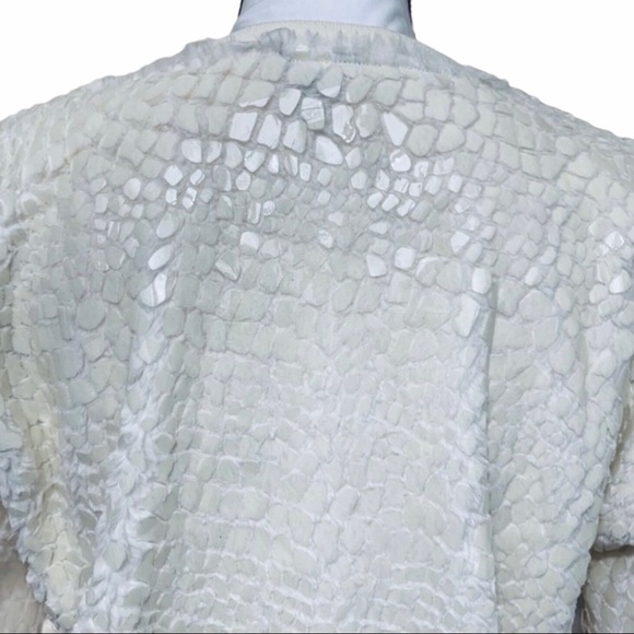 Size M Ann Taylor Sweater - Picture 5 of 7